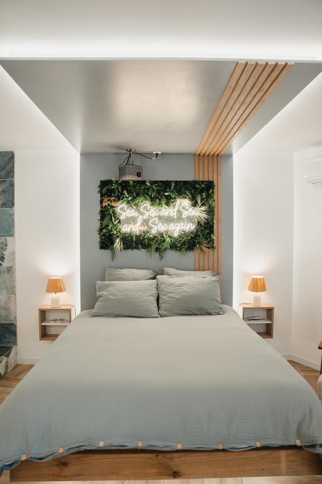 Love & Sunsets Suite Sausset-les-Pins Esterno foto
